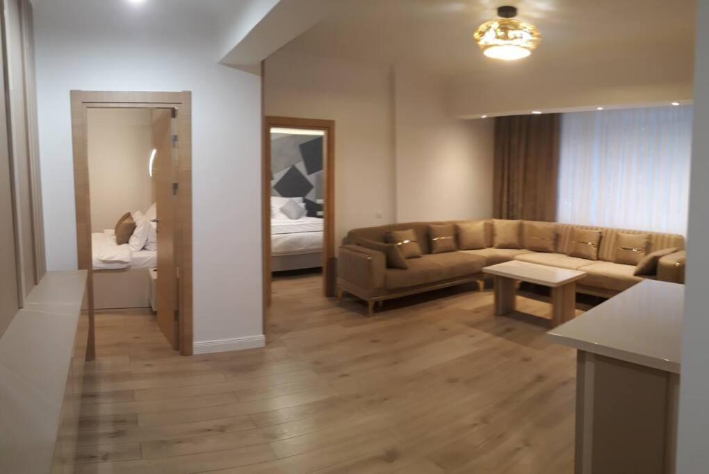 Elegant Suite - Titan Park 布加勒斯特 外观 照片